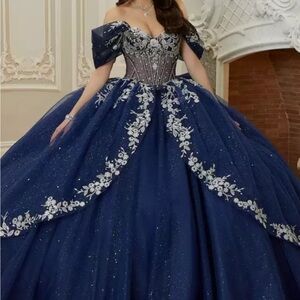 Elegant Blue Ball Gown with Silver Embellishments/Quinceñera dress or sweet 16